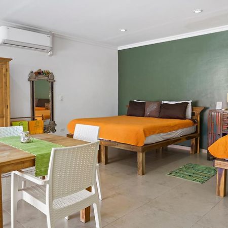 Aruba'S Bakval Suites Esterno foto