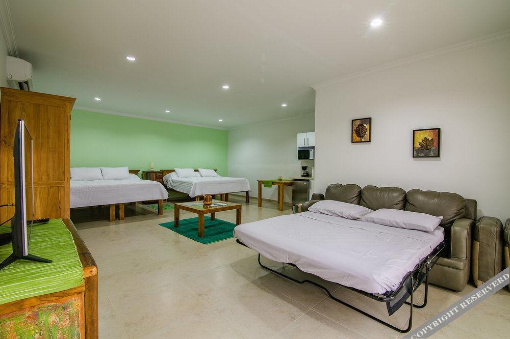 Aruba'S Bakval Suites Esterno foto